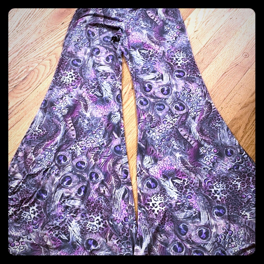 peacock wide bell pants
